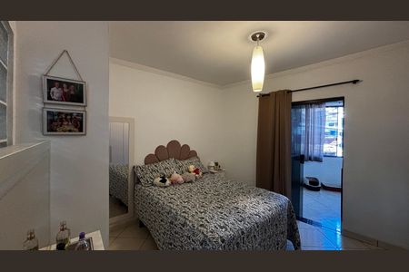 Casa à venda com 198m², 2 quartos e 2 vagas Casa à venda com 198m², 2 quartos e 2 vagasQuarto