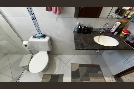 Banheiro da Suíte de casa à venda com 2 quartos, 198m² em Condomínio Maracanã, Santo André