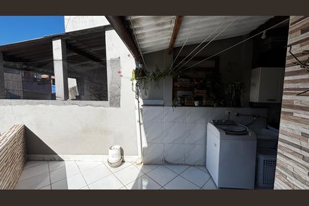 Casa à venda com 198m², 2 quartos e 2 vagas Casa à venda com 198m², 2 quartos e 2 vagasVaranda / Area de Serviço da Suíte