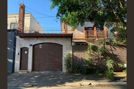 Fachada de casa para alugar com 1 quarto, 80m² em Jardim Santa Helena, São Paulo