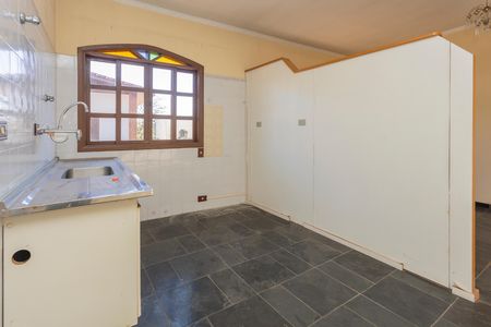 Casa para alugar com 80m², 1 quarto e 2 vagasCozinha
