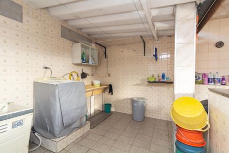 Área de Serviço de casa à venda com 5 quartos, 117m² em Limoeiro, São Paulo