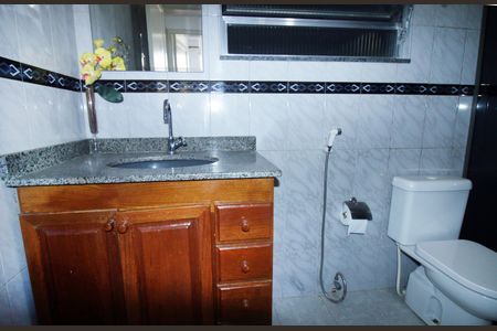 Apartamento à venda com 78m², 3 quartos e 2 vagasBanheiro Social