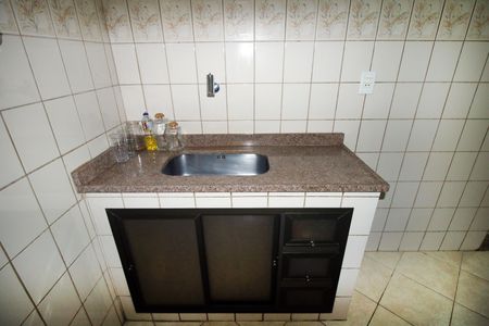 Cozinha de apartamento à venda com 3 quartos, 78m² em Olaria, Rio de Janeiro