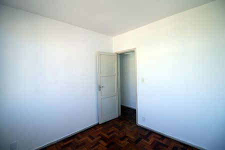 Apartamento à venda com 78m², 3 quartos e 2 vagasQuarto 3