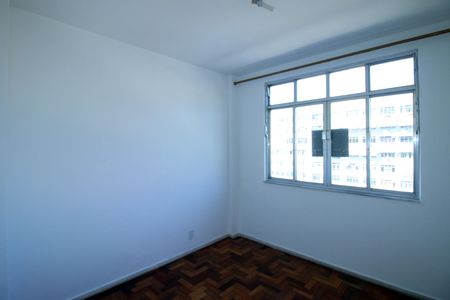 Apartamento à venda com 78m², 3 quartos e 2 vagasQuarto 3