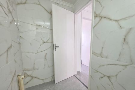 Apartamento para alugar com 52m², 2 quartos e 1 vaga Apartamento para alugar com 52m², 2 quartos e 1 vagaBanheiro