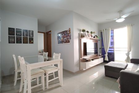 Sala de apartamento à venda com 2 quartos, 60m² em Taquara, Rio de Janeiro