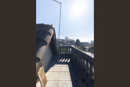 Casa à venda com 192m², 3 quartos e 2 vagas Casa à venda com 192m², 3 quartos e 2 vagasEntrada Sótão