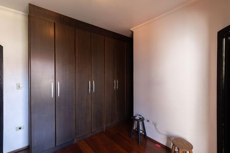 Casa à venda com 192m², 3 quartos e 2 vagas Casa à venda com 192m², 3 quartos e 2 vagasSuíte