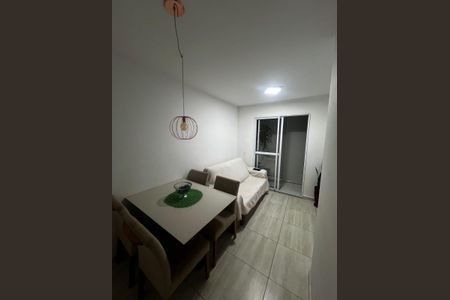 Apartamento para alugar com 55m², 2 quartos e 1 vagaSala
