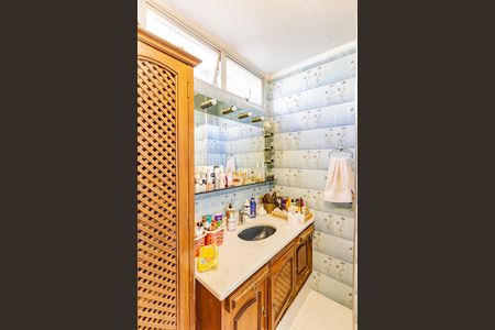 Apartamento à venda com 98m², 3 quartos e 1 vagaBanheiro da Suíte