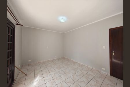 Casa para alugar com 90m², 2 quartos e 2 vagasQuarto 2