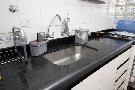 Cozinha de apartamento à venda com 2 quartos, 55m² em Vila Sao Vicente, São Paulo