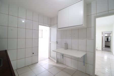 Cozinha de apartamento para alugar com 3 quartos, 115m² em Centro, Uberlândia