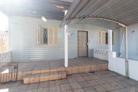 Casa para alugar com 90m², 2 quartos e 1 vaga Casa para alugar com 90m², 2 quartos e 1 vagaFachada