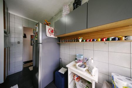 Cozinha e Área de Serviço de apartamento à venda com 2 quartos, 57m² em Vila Silvia, São Paulo