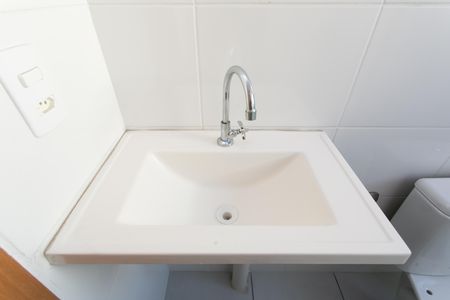 Apartamento para alugar com 45m², 2 quartos e 1 vaga Apartamento para alugar com 45m², 2 quartos e 1 vagaBanheiro