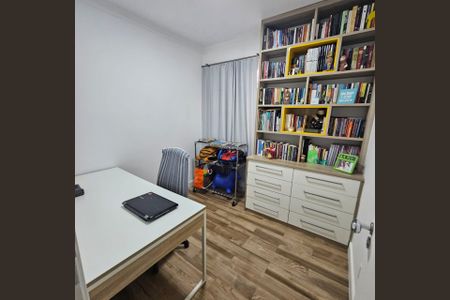 Quarto de apartamento à venda com 3 quartos, 71m² em Jardim Flamboyant, Campinas