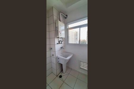 Área de Serviço de apartamento para alugar com 2 quartos, 57m² em Umuarama, Osasco