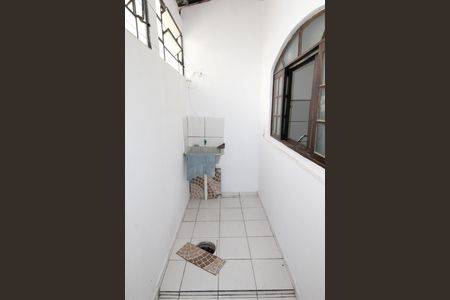 Casa para alugar com 100m², 2 quartos e 1 vagaÁrea de Serviço