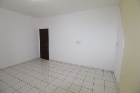 Casa para alugar com 100m², 2 quartos e 1 vagaQuarto 1