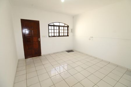 Sala de casa para alugar com 2 quartos, 100m² em Lot. Res. Vista Linda, São José dos Campos
