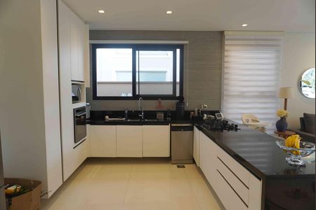 Casa de condomínio à venda com 250m², 4 quartos e 4 vagasCozinha Americana