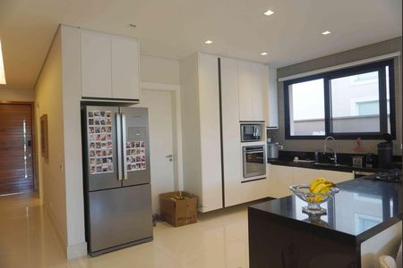 Casa de condomínio à venda com 250m², 4 quartos e 4 vagasCozinha Americana