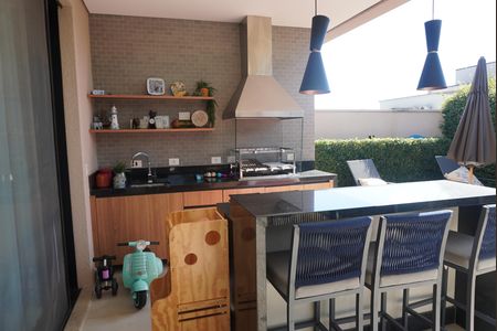 Casa de condomínio à venda com 250m², 4 quartos e 4 vagasChurrasqueira