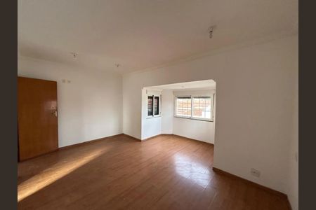 Casa para alugar com 180m², 3 quartos e 1 vaga Casa para alugar com 180m², 3 quartos e 1 vagaSala