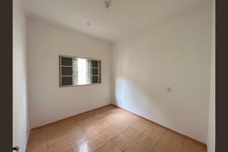 Casa para alugar com 180m², 3 quartos e 1 vaga Casa para alugar com 180m², 3 quartos e 1 vagaSuíte