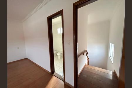 Casa para alugar com 180m², 3 quartos e 1 vaga Casa para alugar com 180m², 3 quartos e 1 vagaSuíte