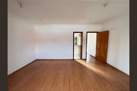 Casa para alugar com 180m², 3 quartos e 1 vaga Casa para alugar com 180m², 3 quartos e 1 vagaSuíte