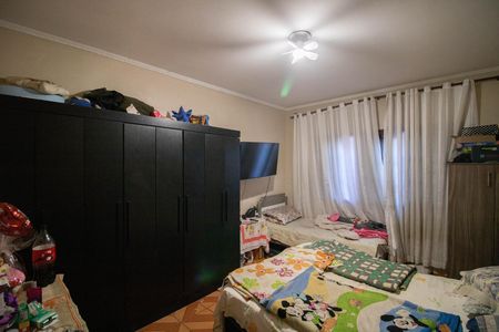 Casa à venda com 382m², 3 quartos e 2 vagas Casa à venda com 382m², 3 quartos e 2 vagasQuarto 2