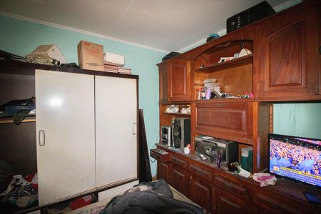 Casa à venda com 382m², 3 quartos e 2 vagas Casa à venda com 382m², 3 quartos e 2 vagasQuarto de Serviço