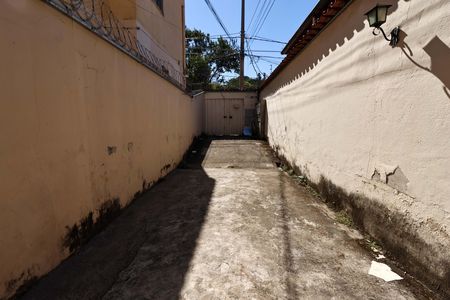 Garagem de casa para alugar com 2 quartos, 70m² em Padre Eustáquio, Belo Horizonte