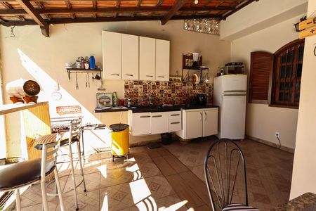 Cozinha de casa para alugar com 2 quartos, 70m² em Padre Eustáquio, Belo Horizonte