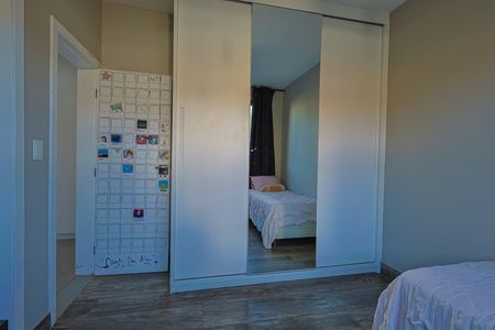 Casa de condomínio para alugar com 250m², 4 quartos e 6 vagas