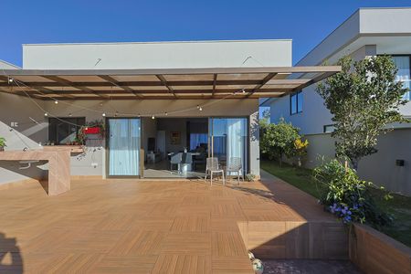 Casa de condomínio para alugar com 250m², 4 quartos e 6 vagas