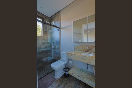 Casa de condomínio para alugar com 250m², 4 quartos e 6 vagas