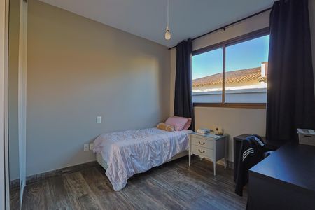 Casa de condomínio para alugar com 250m², 4 quartos e 6 vagas