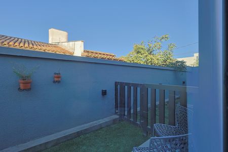 Casa de condomínio para alugar com 250m², 4 quartos e 6 vagas