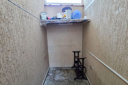 Casa de condomínio para alugar com 74m², 2 quartos e 1 vaga Casa de condomínio para alugar com 74m², 2 quartos e 1 vagaQuintal