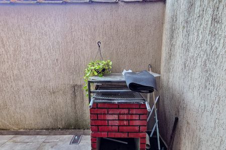 Casa de condomínio para alugar com 74m², 2 quartos e 1 vaga Casa de condomínio para alugar com 74m², 2 quartos e 1 vagaQuintal