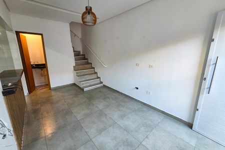 Casa de condomínio para alugar com 74m², 2 quartos e 1 vaga Casa de condomínio para alugar com 74m², 2 quartos e 1 vagaSala