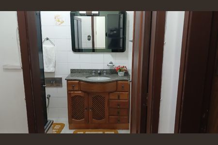 Banheiro social de apartamento para alugar com 1 quarto, 53m² em Centro, Rio de Janeiro