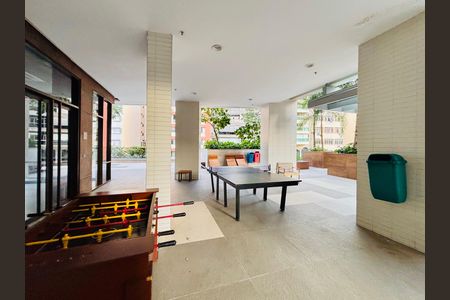 Apartamento para alugar com 77m², 2 quartos e 1 vaga