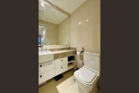 Apartamento para alugar com 77m², 2 quartos e 1 vaga