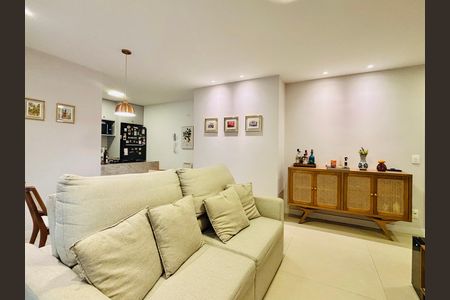 Apartamento para alugar com 77m², 2 quartos e 1 vaga